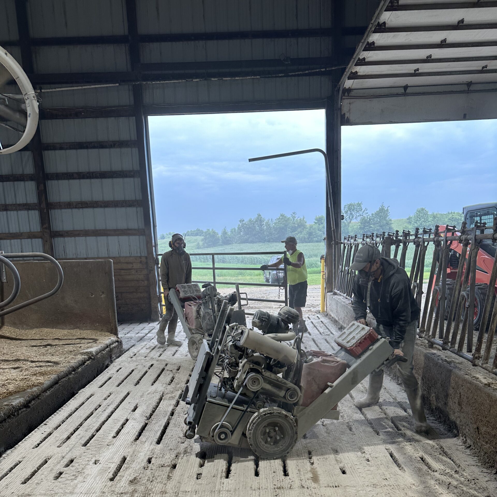 professional barn floor repair Barron, WI